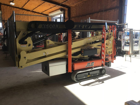 2021 JLG X600AJ
