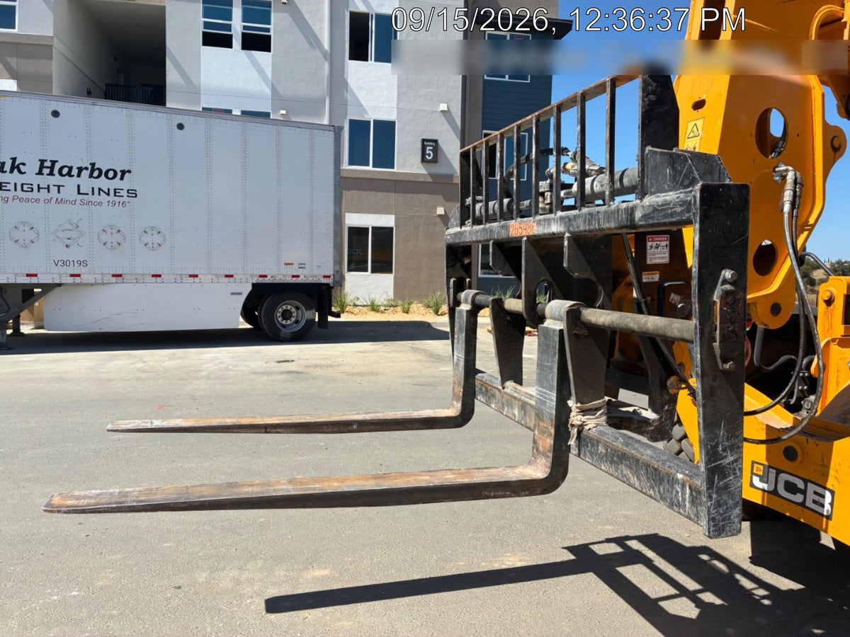 2022 JCB 332/E5286