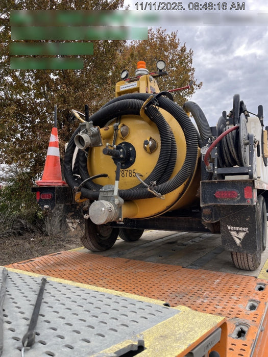 2021 VAC-TRON LP573XDT