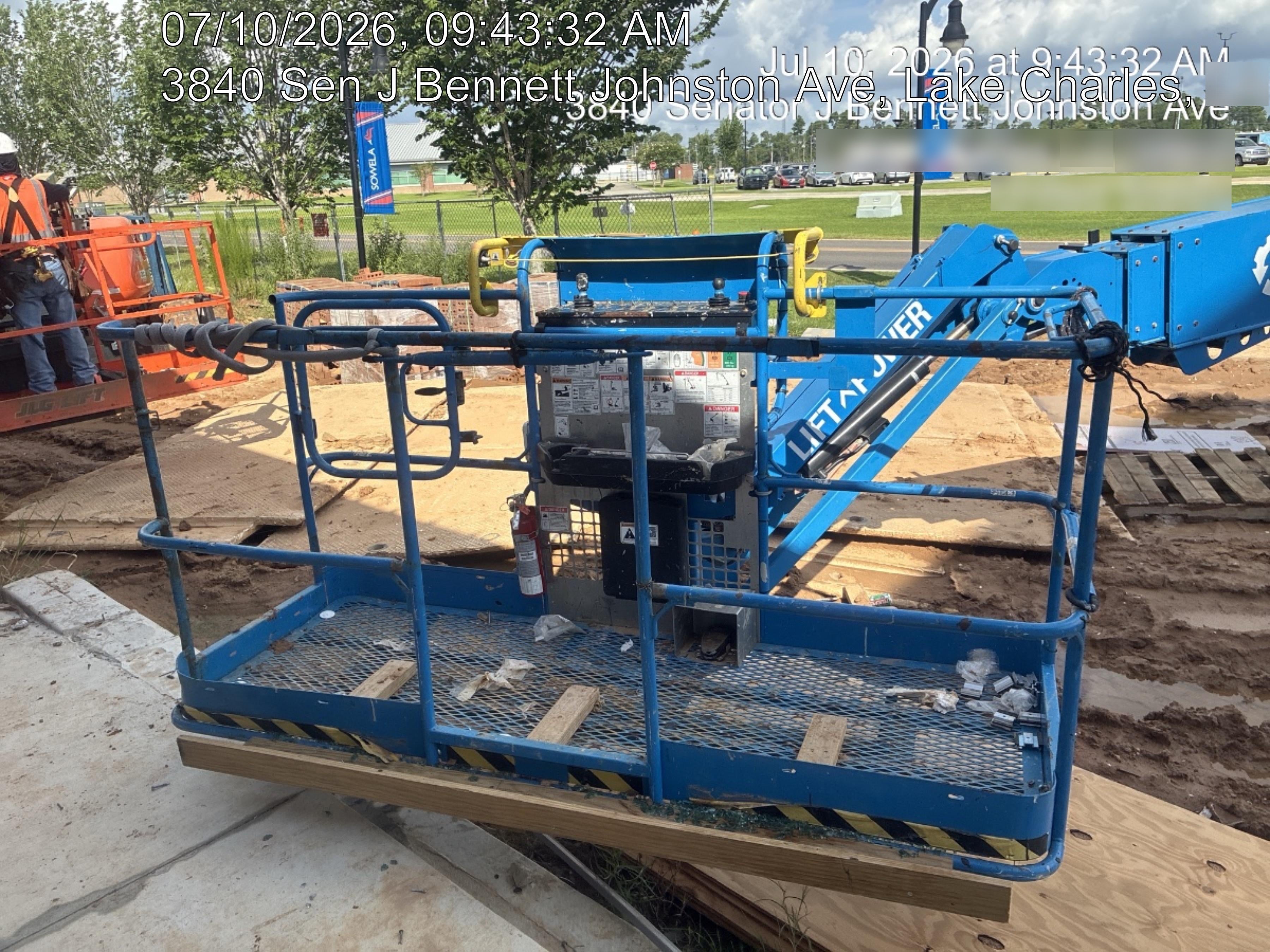 2024 GENIE S-85 XC