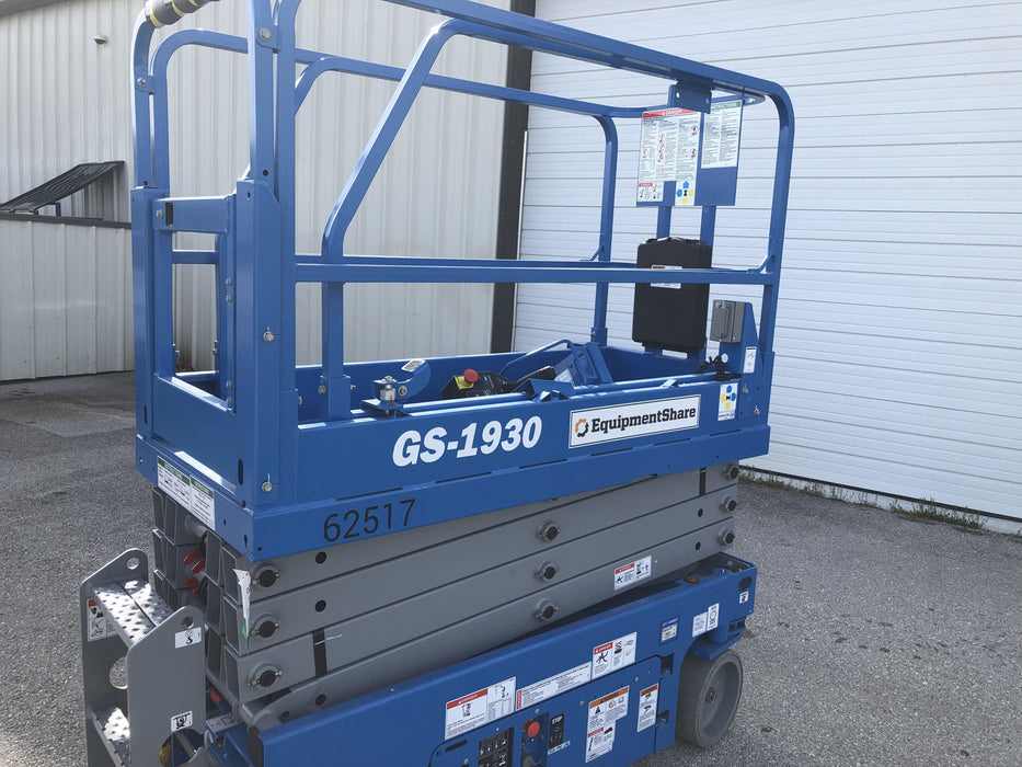 2020 Genie GS-1930 Solid Non Marking Tires, Beacon, Folding rails with half height swing gate