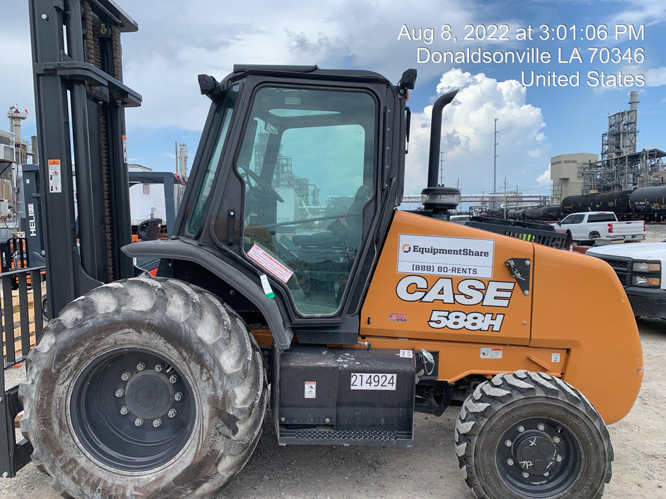 2022 CASE 588H