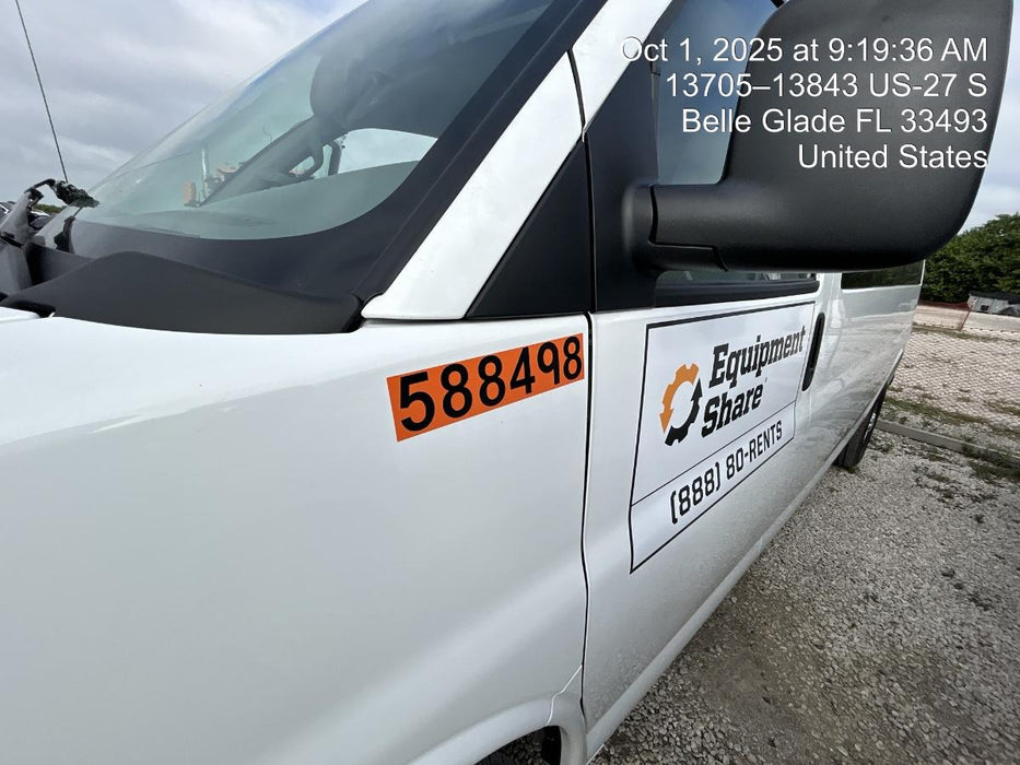2025 CHEVROLET Express Van - Rental