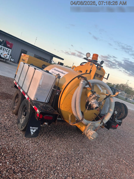 2023 Vac-Tron LP573XDT T4 Koehler Diesel Engine, 500 Gallon Debris Tank, x2 100 Gallon Water Tanks