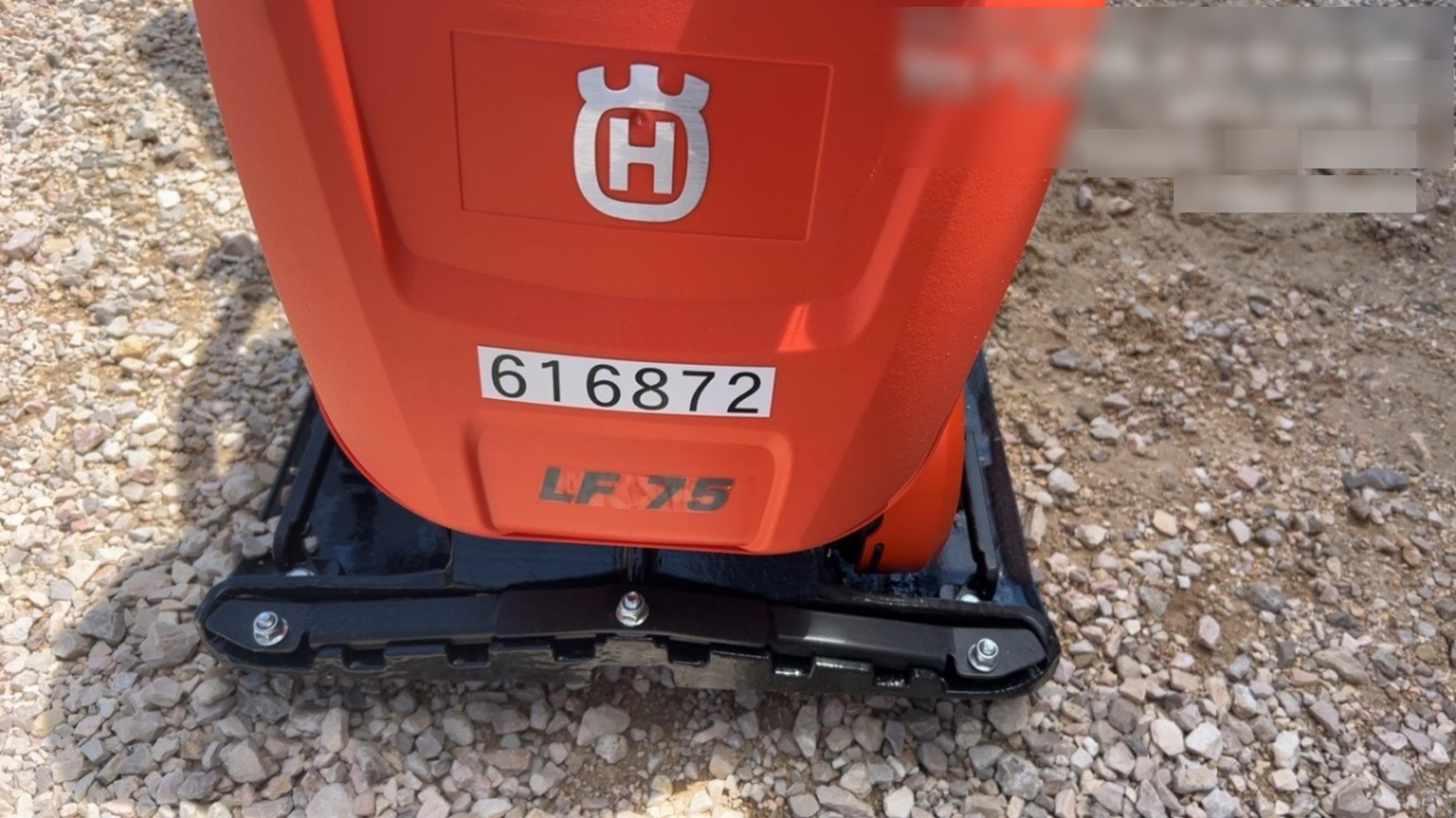 2025 HUSQVARNA LF75