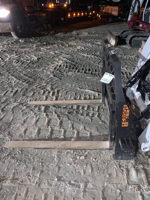 2021 PALADIN 48" Pallet Forks - Paladin