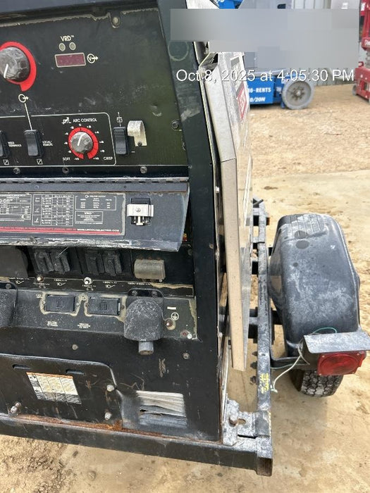 2018 Lincoln Electric Vantage 435 Lincoln Vantage 435 Welder Ready-Pak 3 w/Trailer, Fender/Light Kit, and Cable Rack