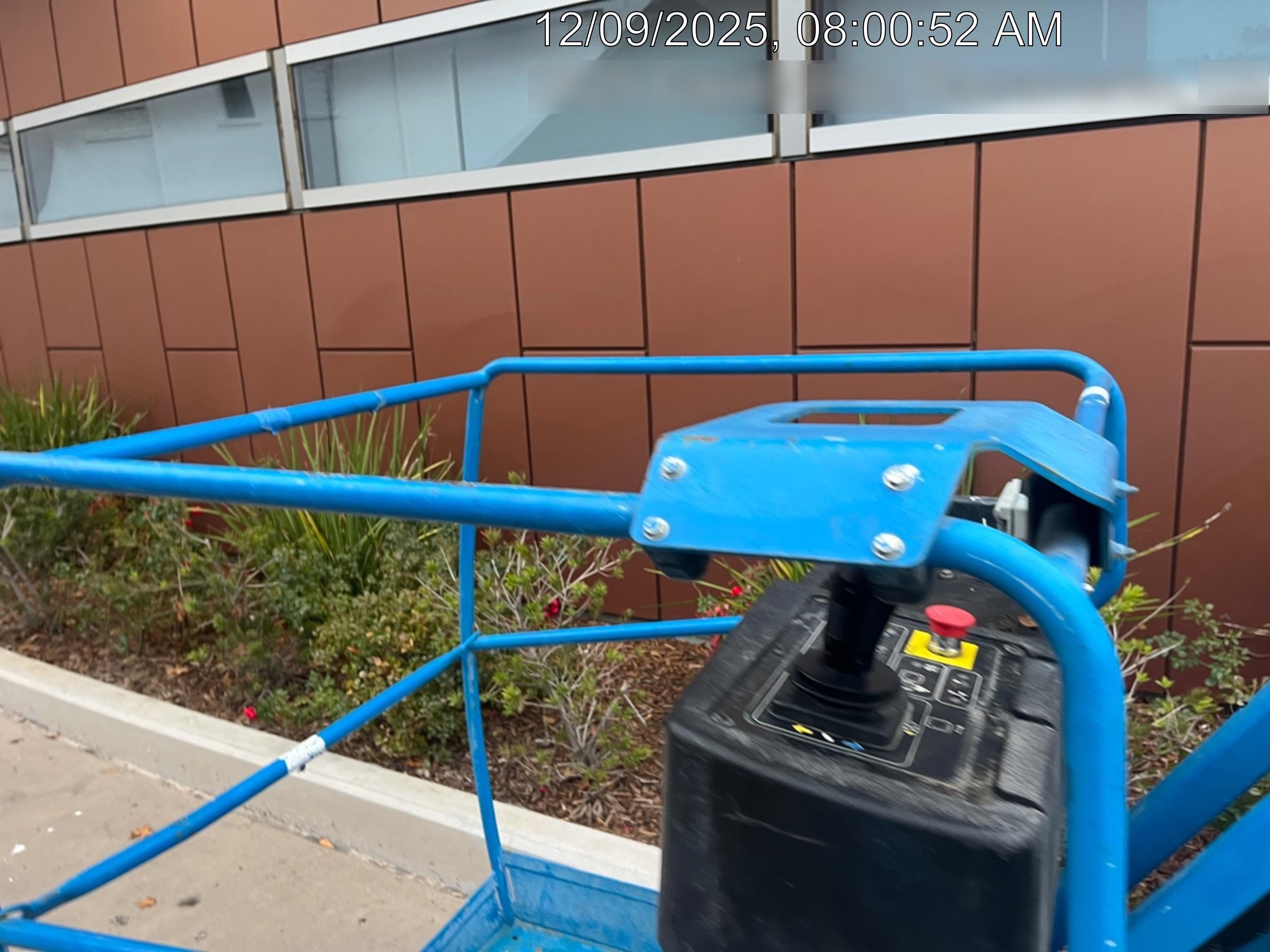 2020 GENIE GR-26J