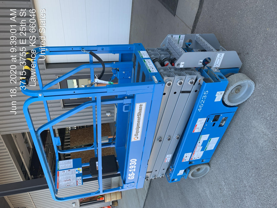 2019 Genie GS-1930 Fixed rails with chain Entry