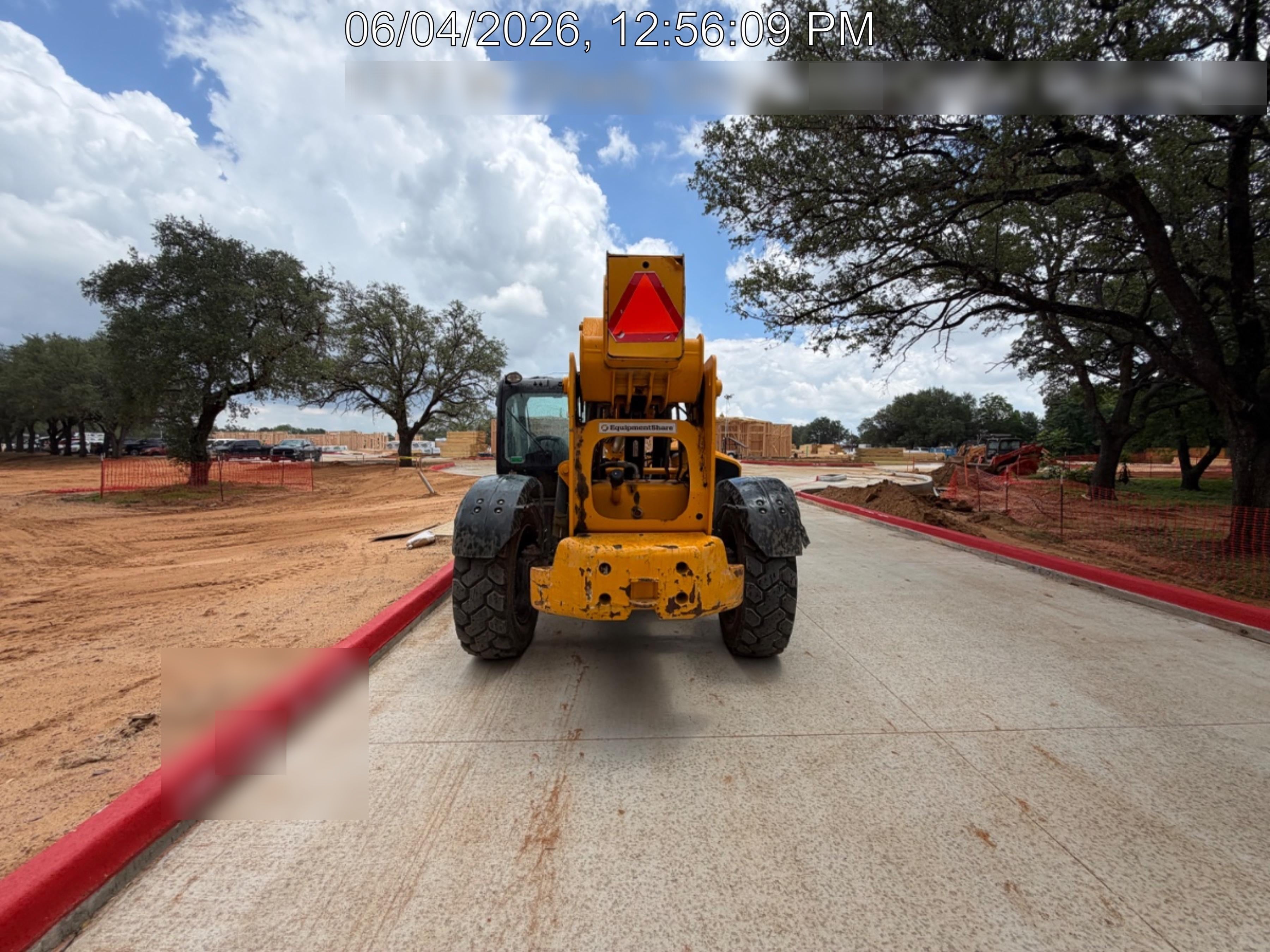 2022 JCB 510-56