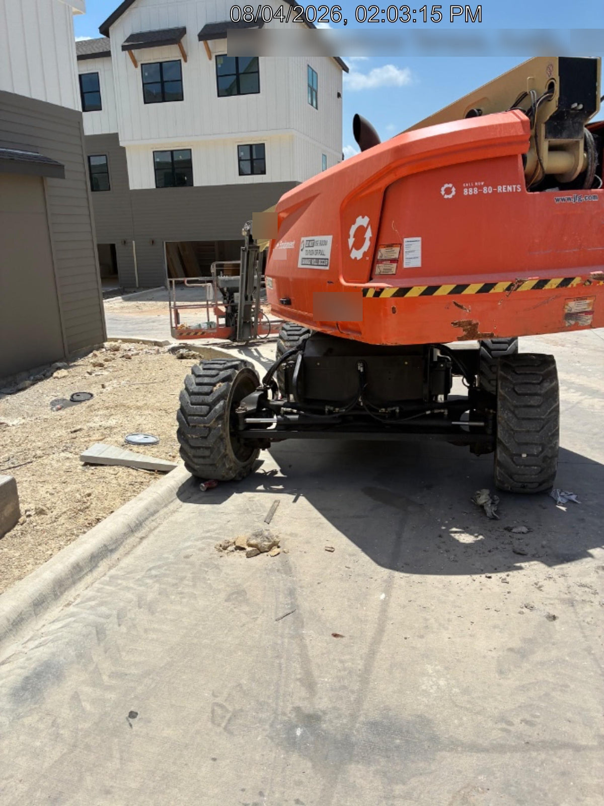 2023 JLG 660SJ