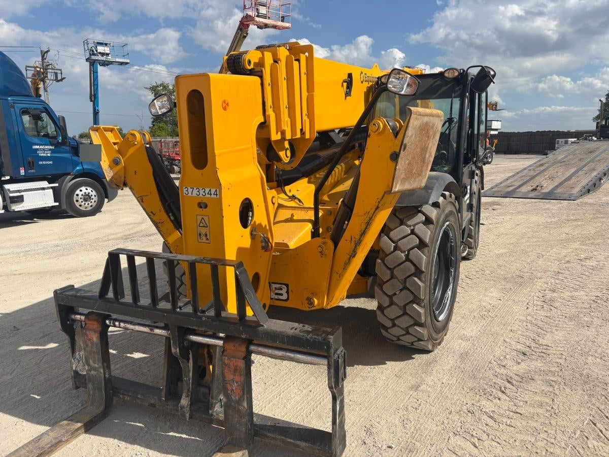 2024 JCB 512-56