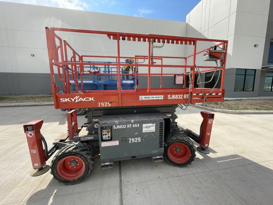 2022 SKYJACK SJ6832 RT