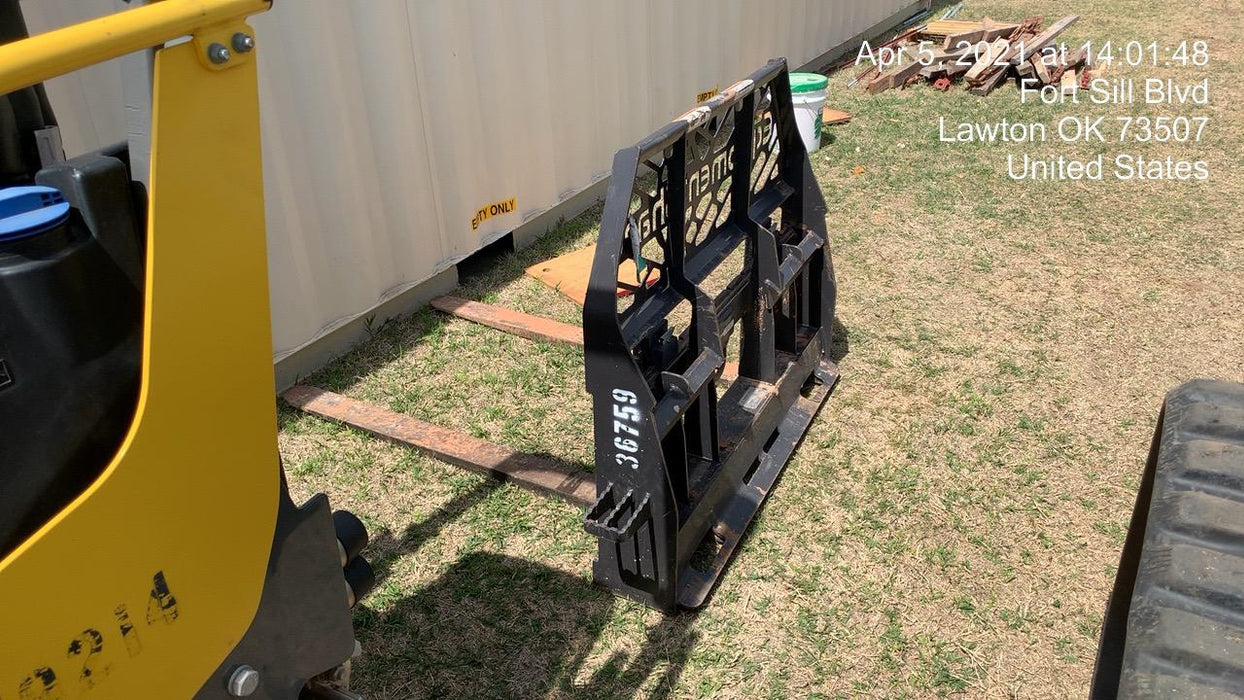 2018 PALADIN 48" Pallet Forks - Paladin