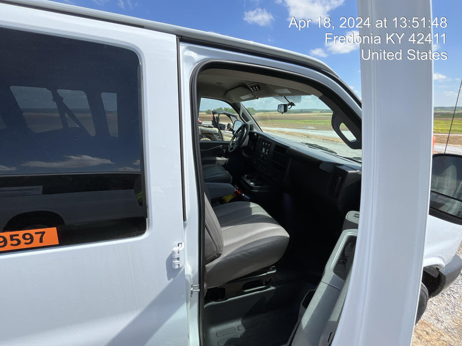 2023 CHEVROLET Express Van - Rental