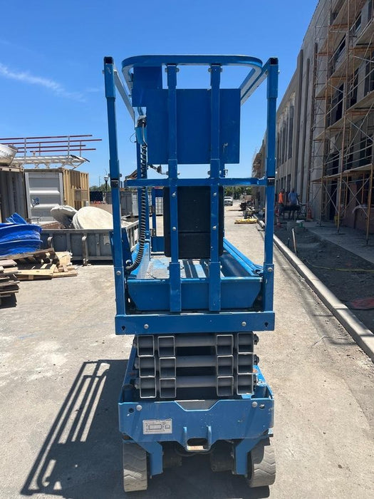 2020 Genie GS-1930 Solid Non Marking Tires, Beacon, Folding rails with half height swing gate, 800W Inverter