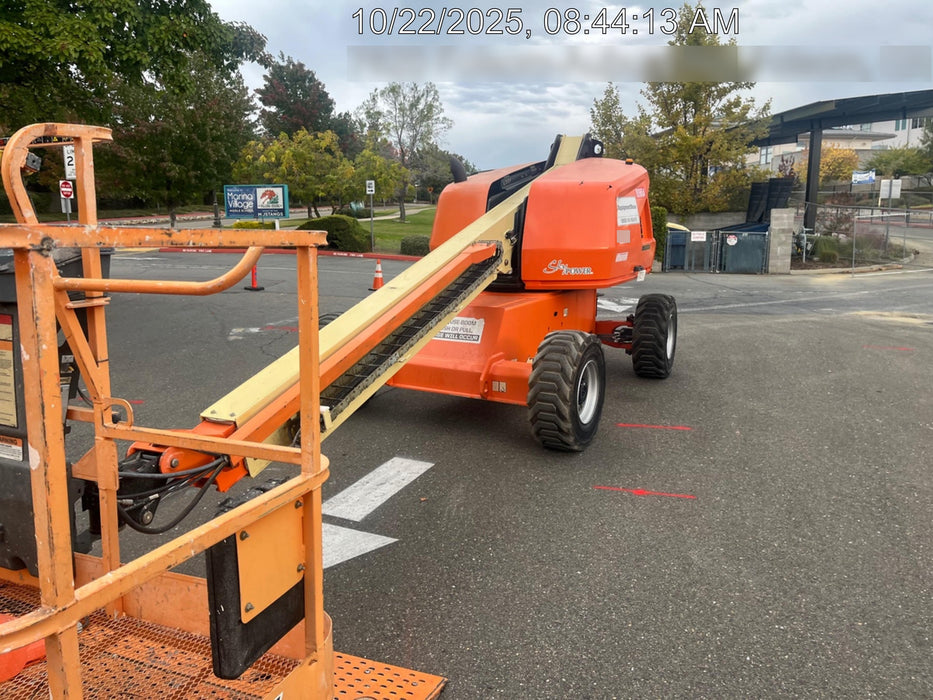 2019 JLG 400S
