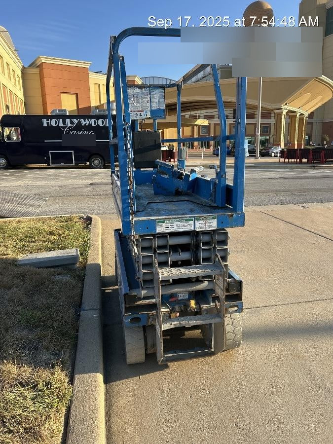 2016 Genie GS-1930 Genie GS-1930 Scissor Lift