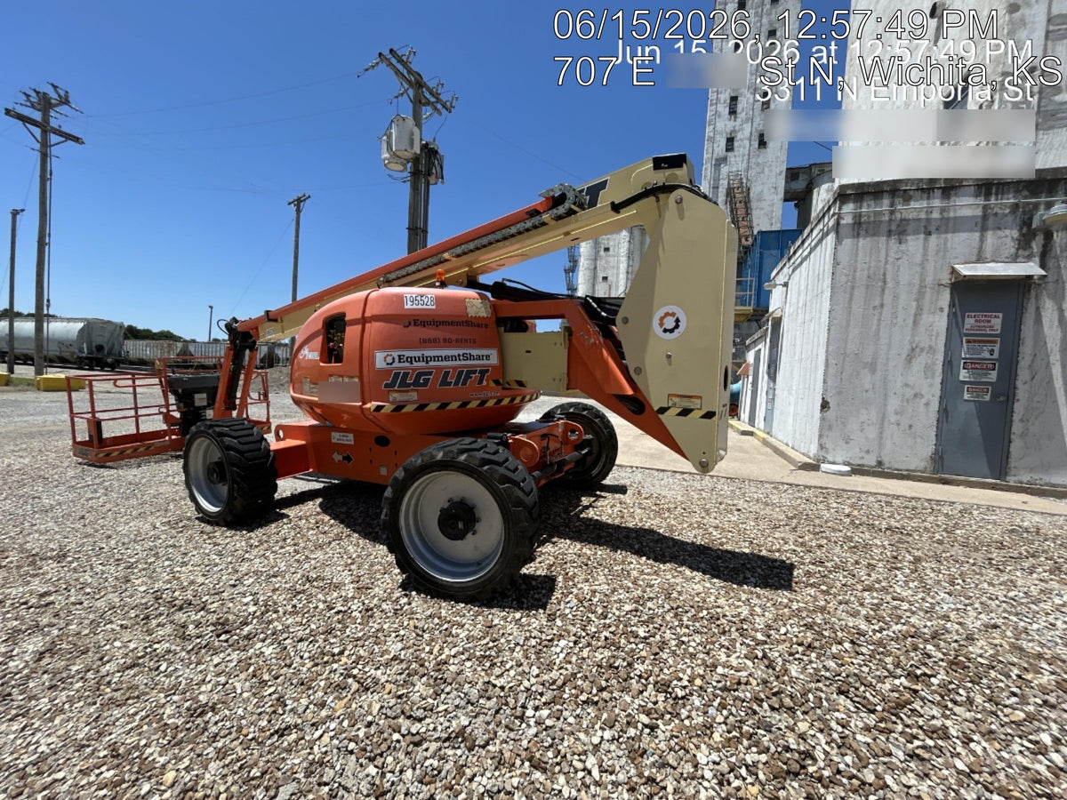 2021 JLG 600AJ