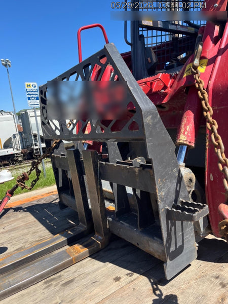 2025 ARROW MATERIAL HANDLING 24" Pallet Fork Frame