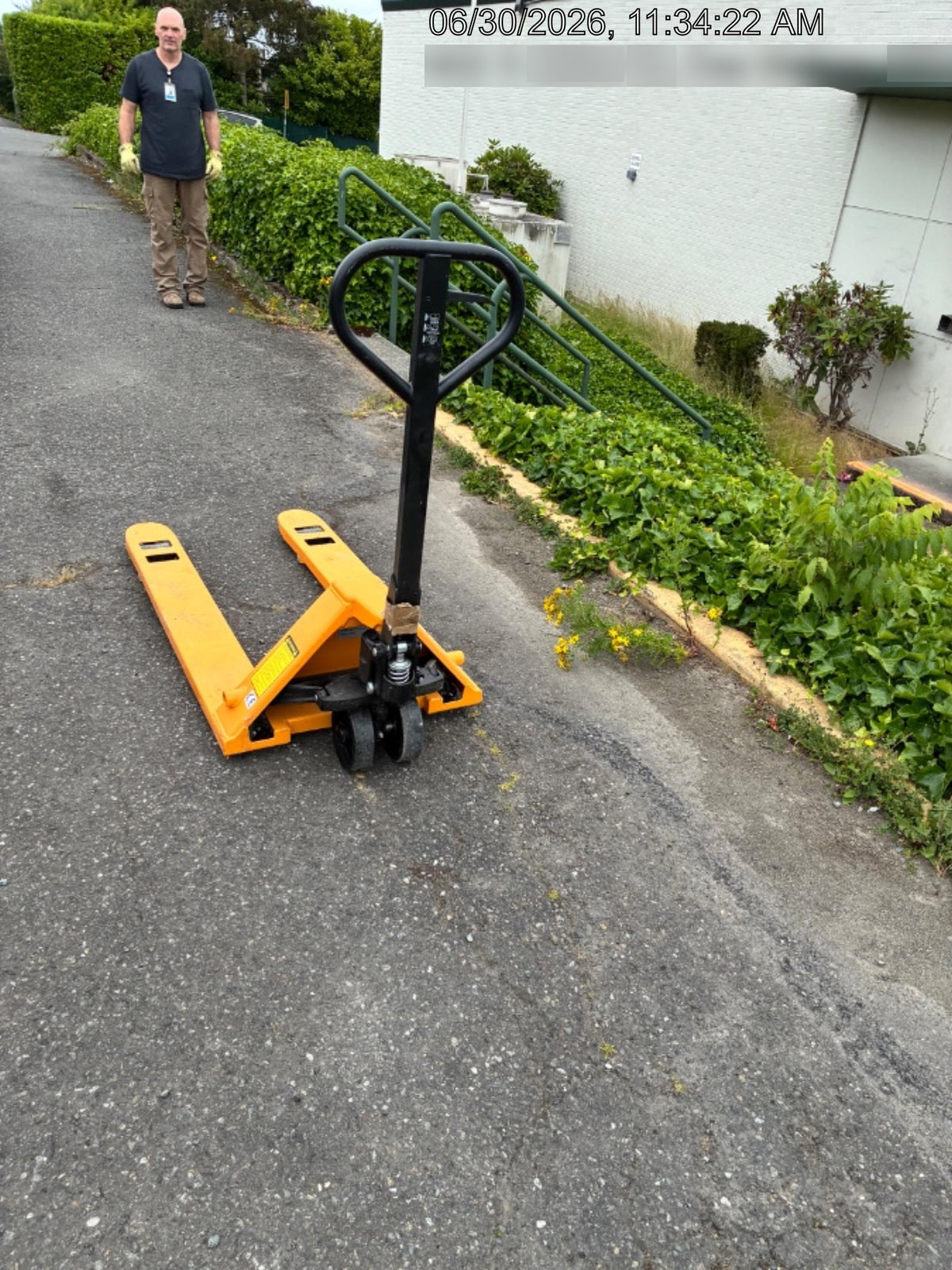 2025 ULINE H-1043