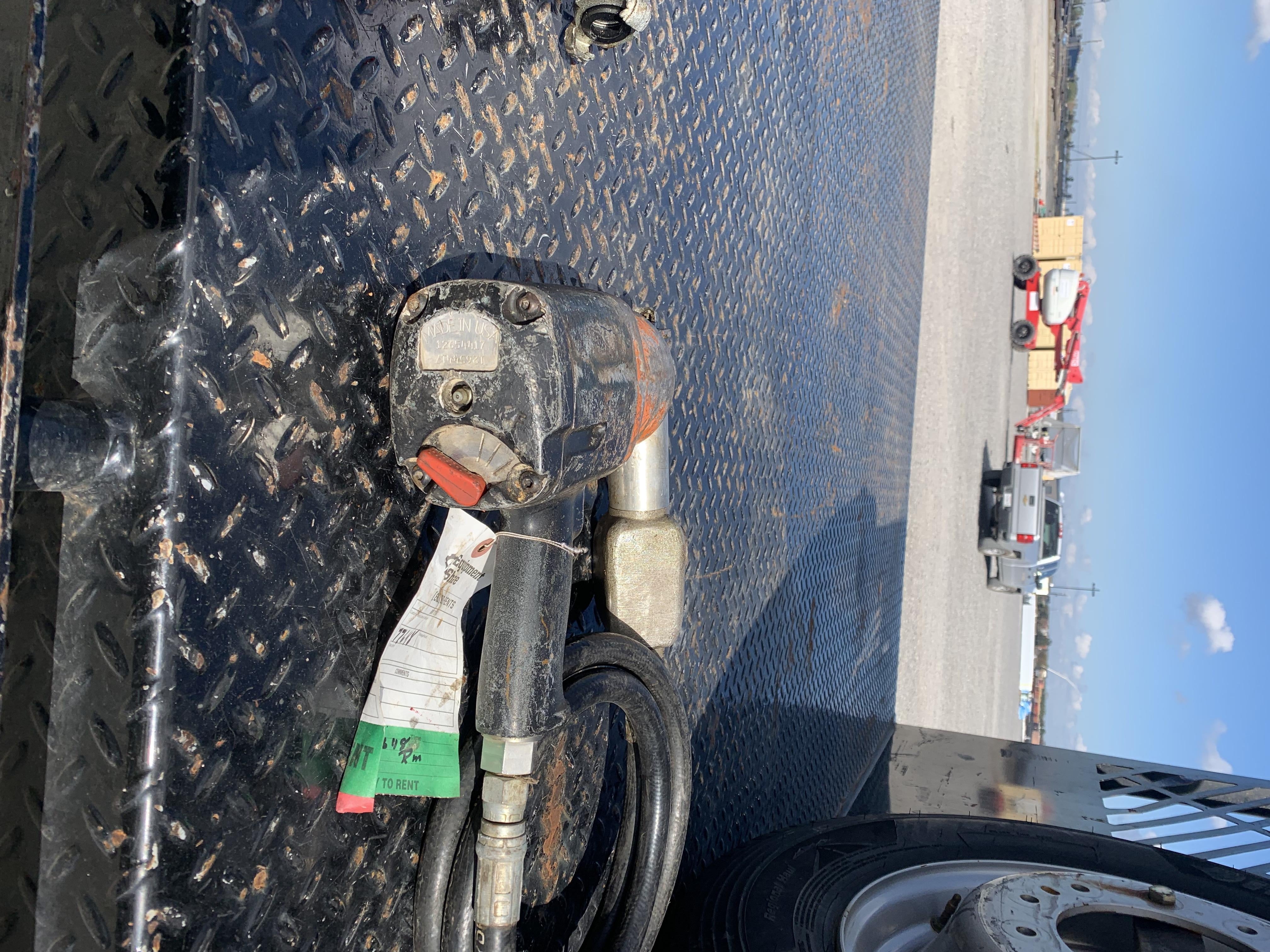 2020 MICHIGAN PNEUMATIC 750SS