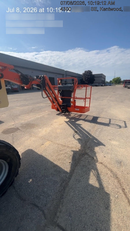 2019 JLG 450AJ