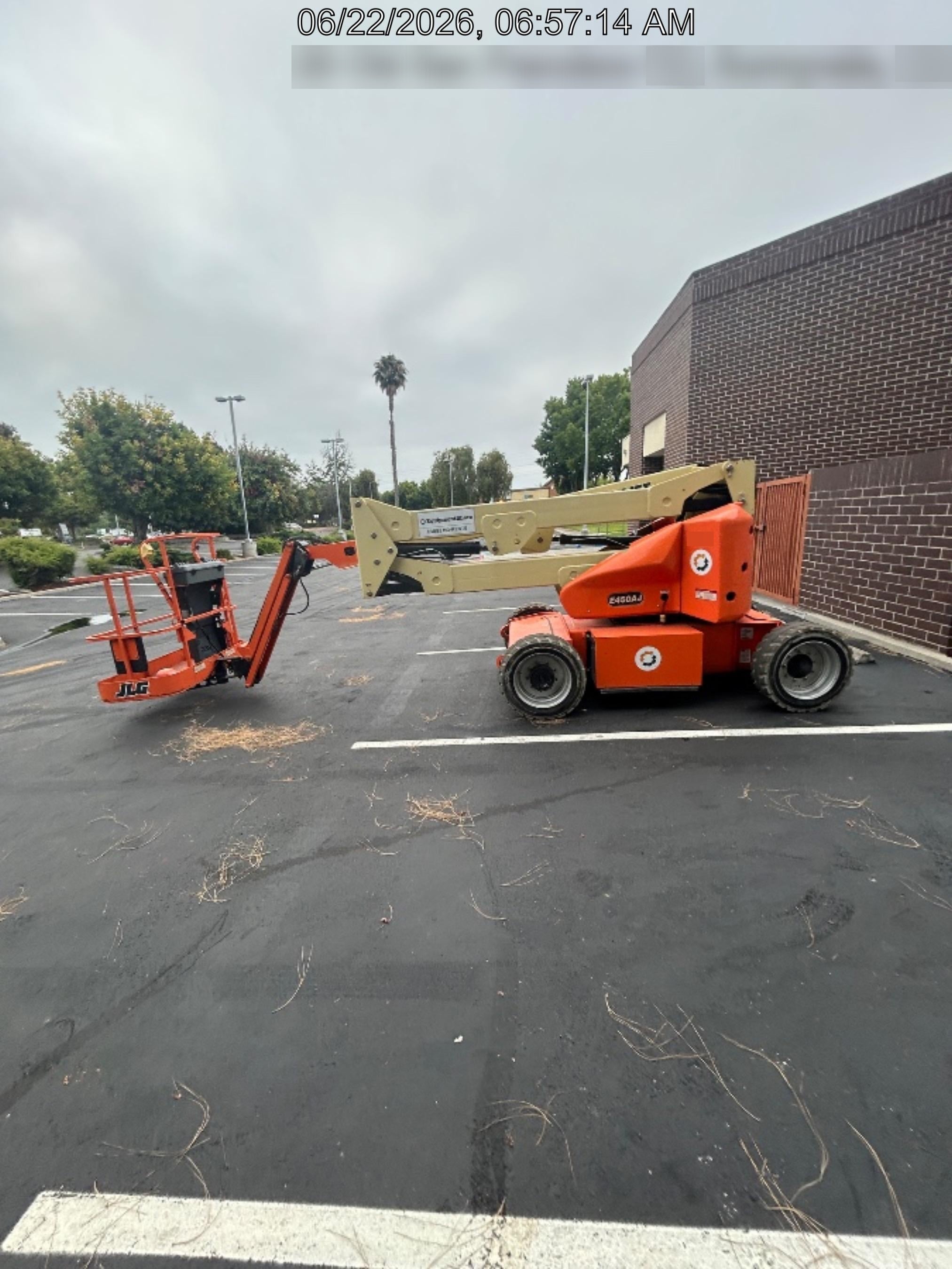 2019 JLG E450AJ