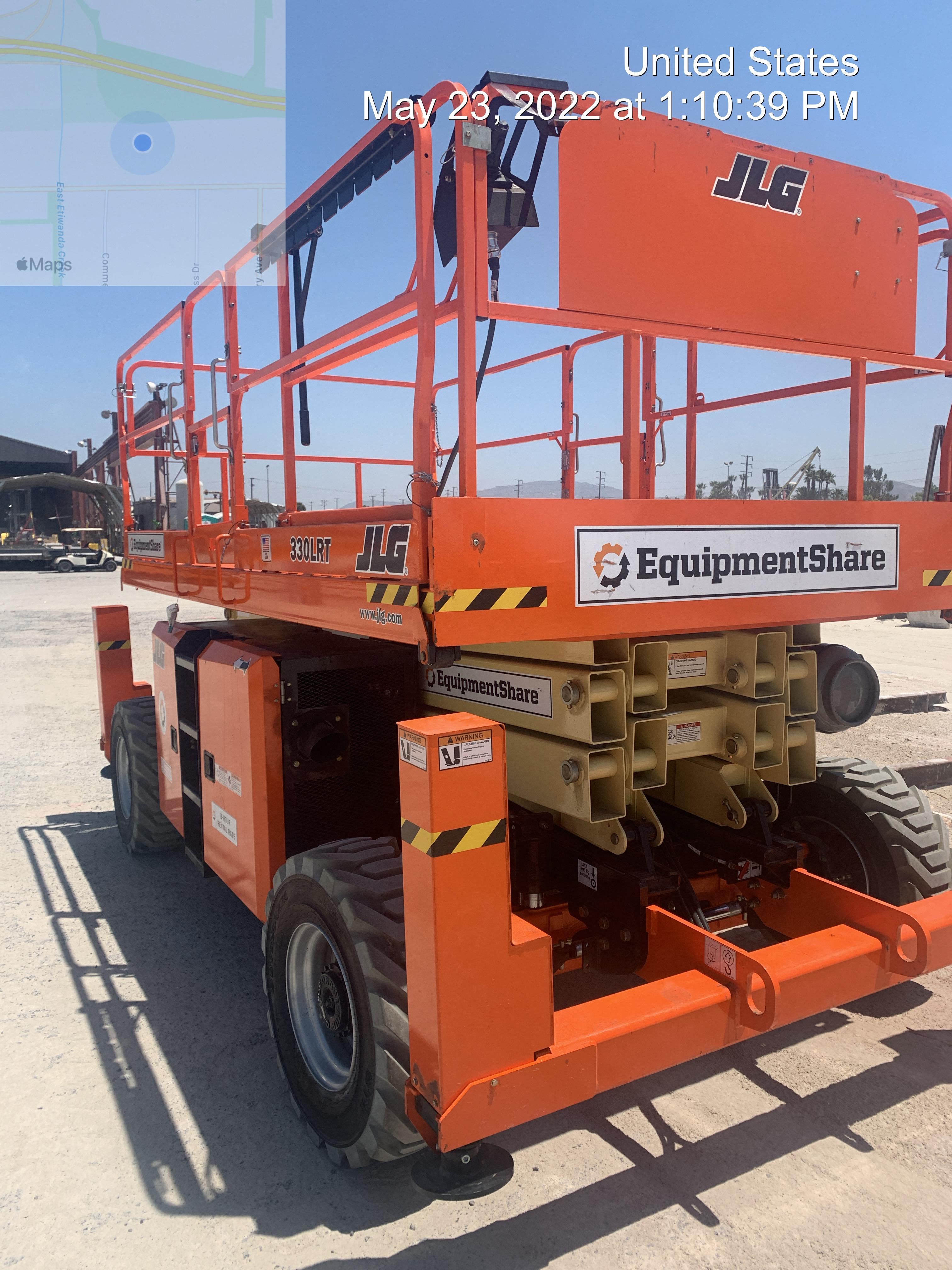 2021 JLG 330LRT