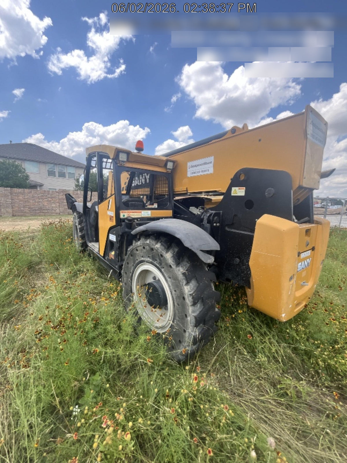 2022 SANY STH1056