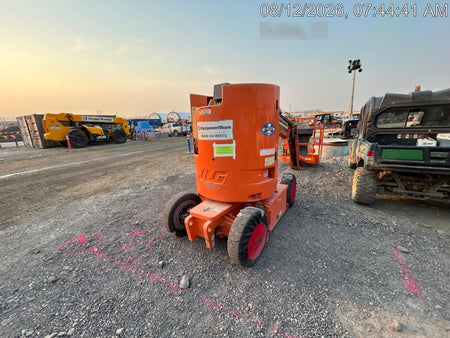 2019 JLG E300AJP