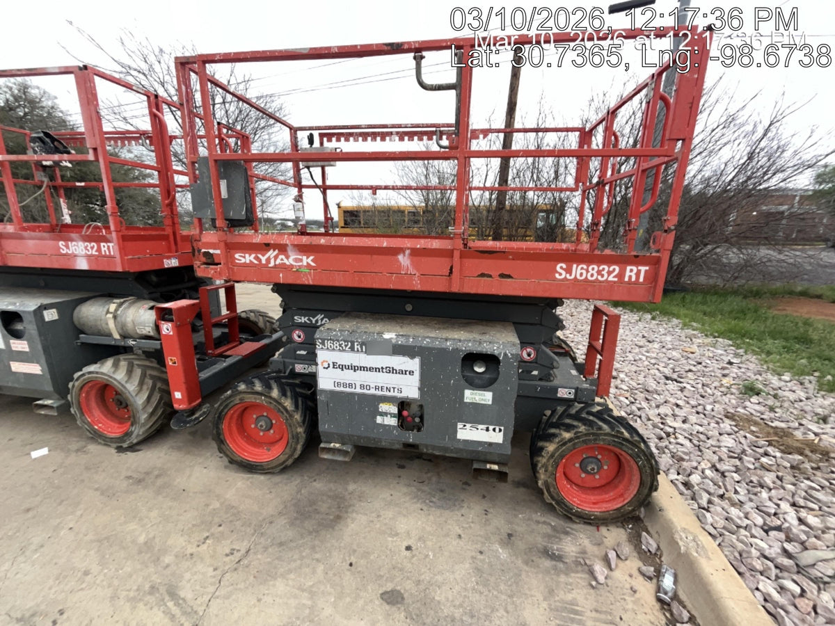 2016 SKYJACK SJ6832 RT