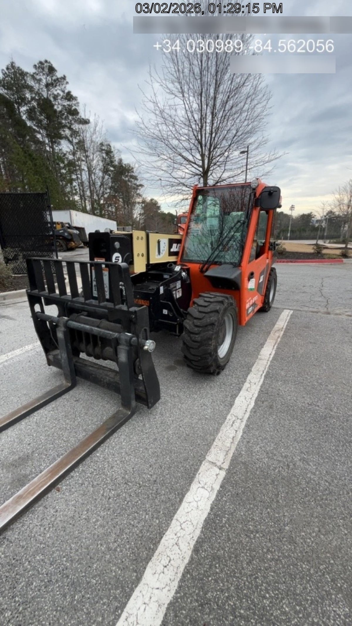 2025 JLG 519