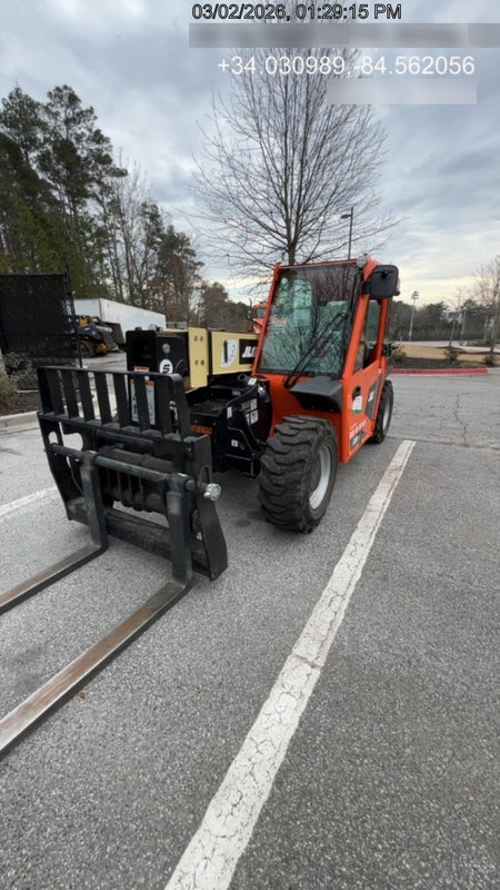 2025 JLG 519