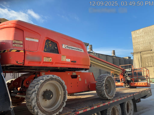 2020 JLG 600S Deutz Diesel, 4wd, FF Tires, Inward Self Closing Gate, Tool Tray, Beacon, 7.5kW Generator