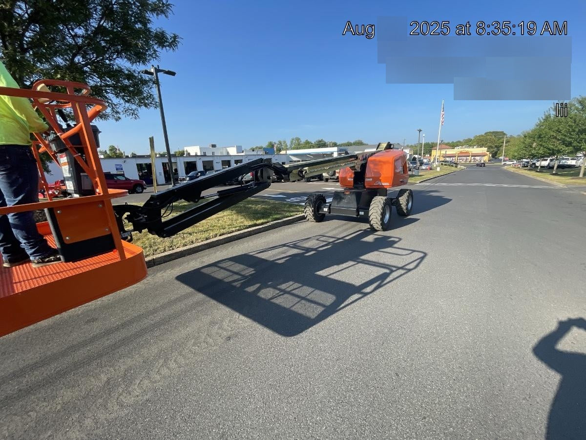2024 JLG 460SJ