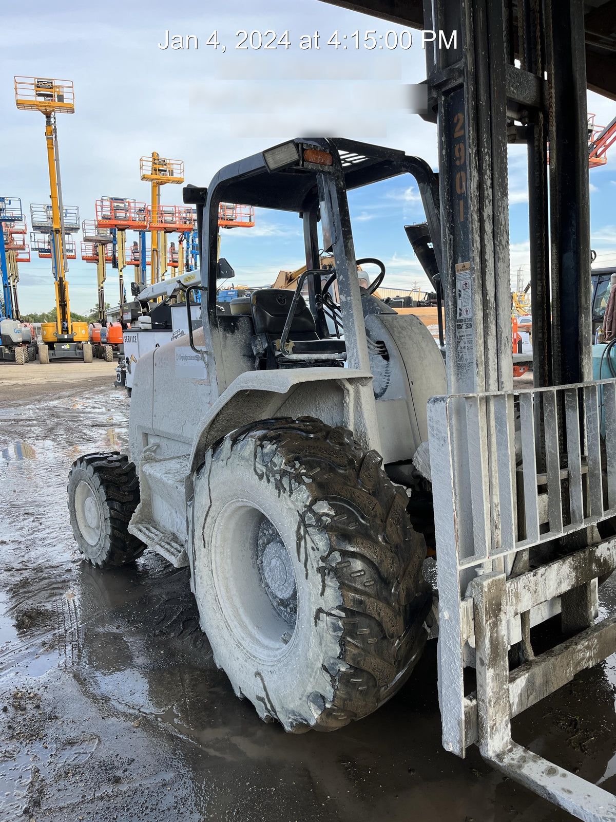 2018 CASE 586H