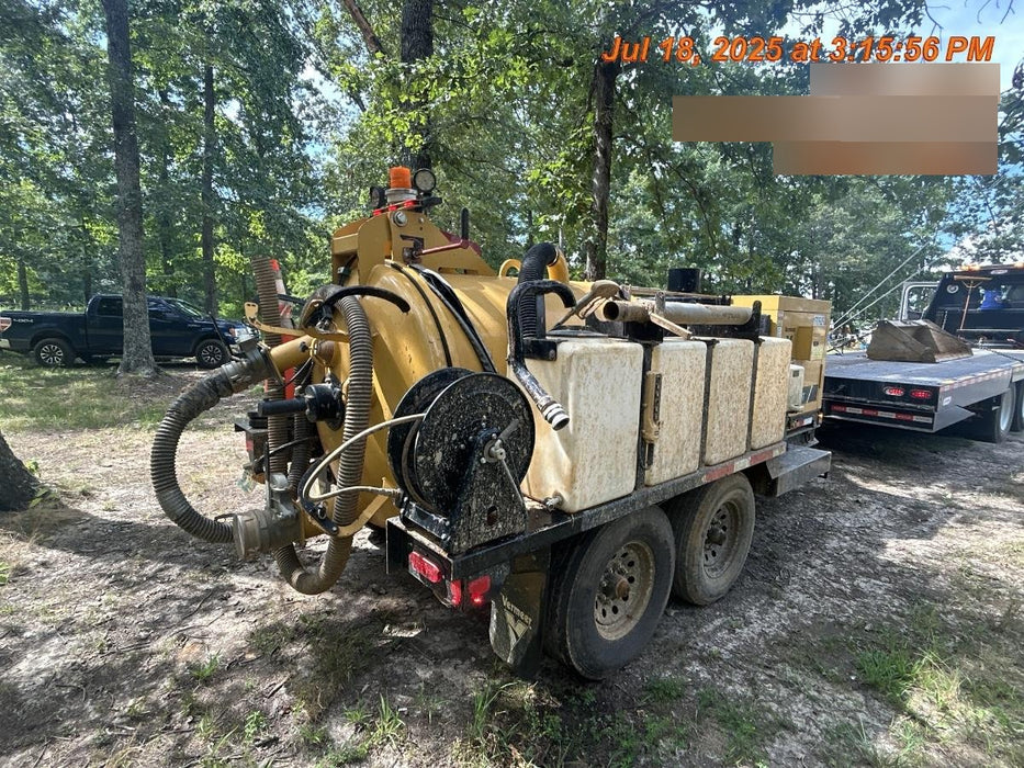 2022 VAC-TRON LP573XDT