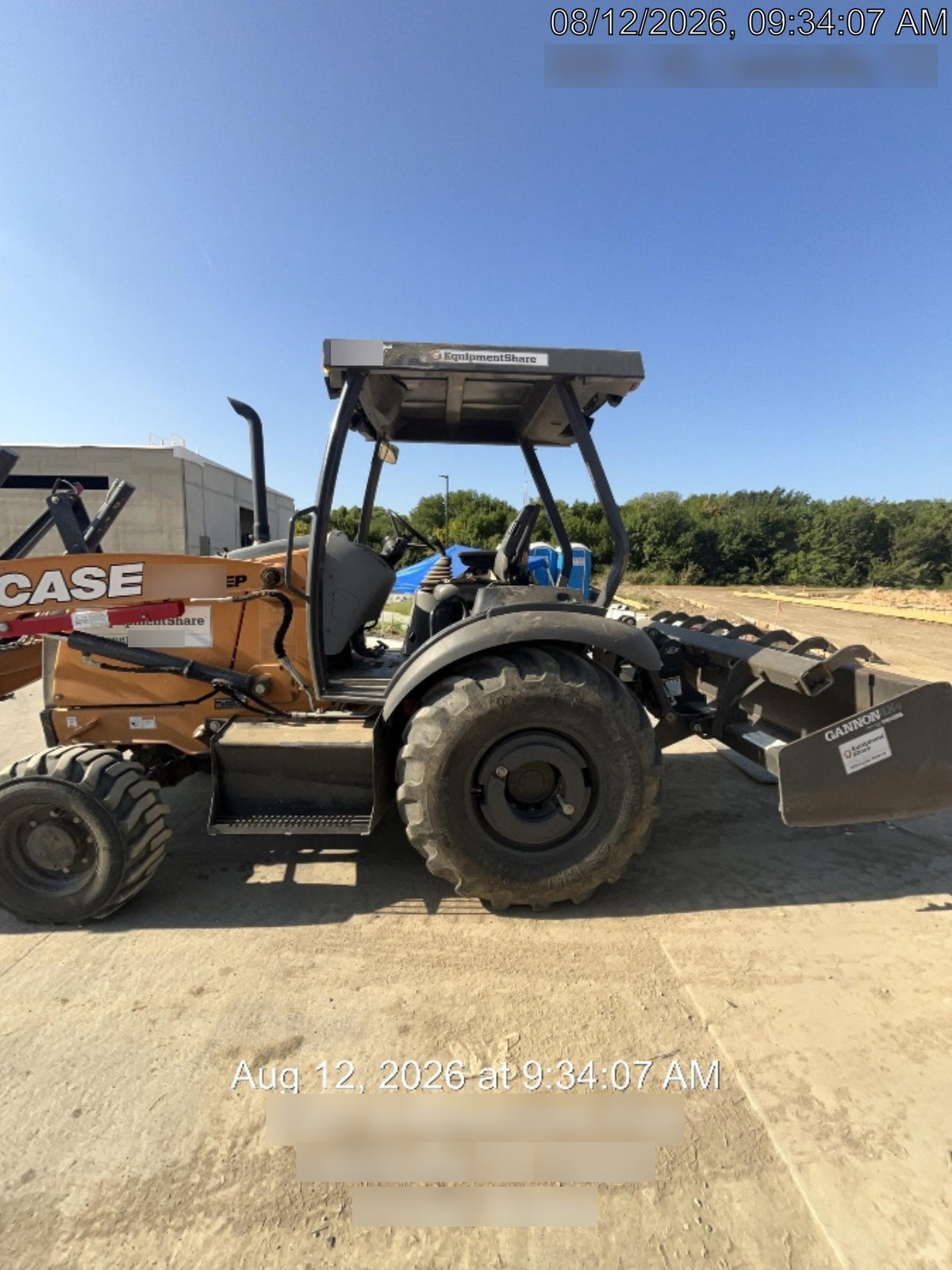 2023 CASE 570N EP