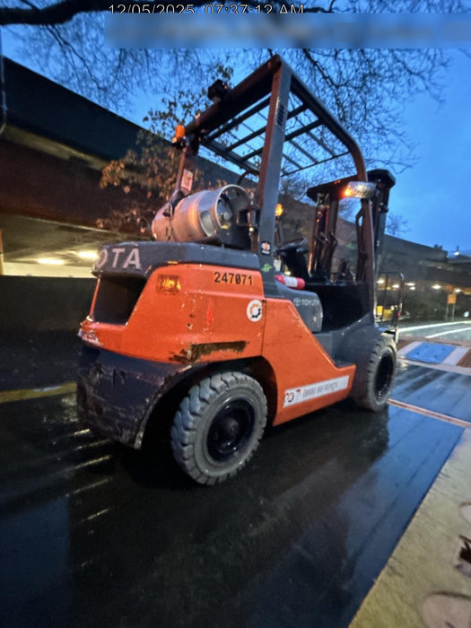 2022 TOYOTA 50-8FGU25