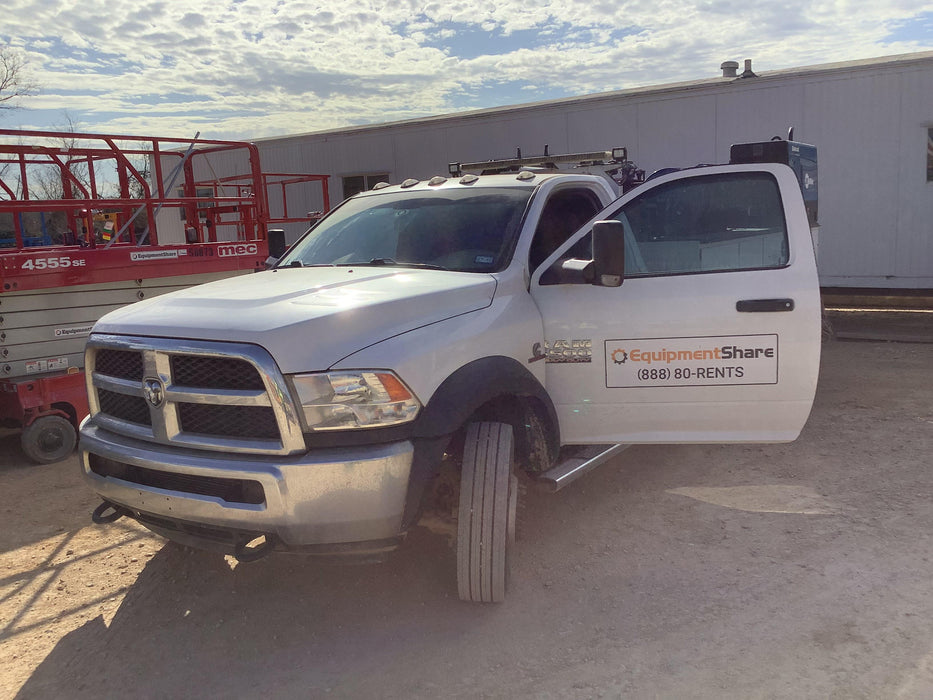 2018 RAM 5500 Standard Crane