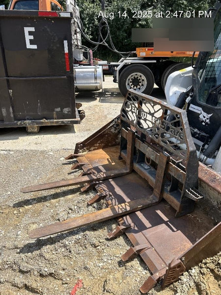 2021 PALADIN 48" Pallet Forks - Paladin