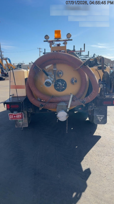 2023 Vac-Tron LP573XDT T4 Koehler Diesel Engine, 500 Gallon Debris Tank, x2 100 Gallon Water Tanks
