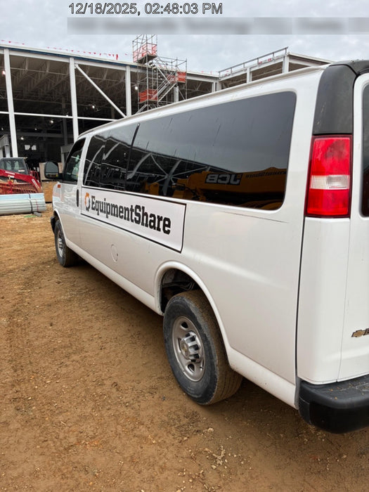 2023 CHEVROLET Express Van - Rental