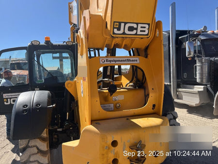 2022 JCB 510-56