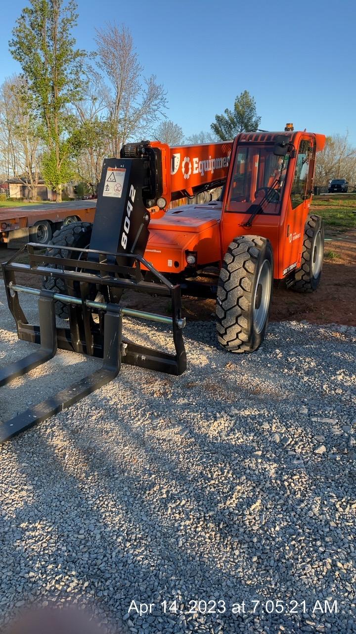 2022 SKYTRAK 8042