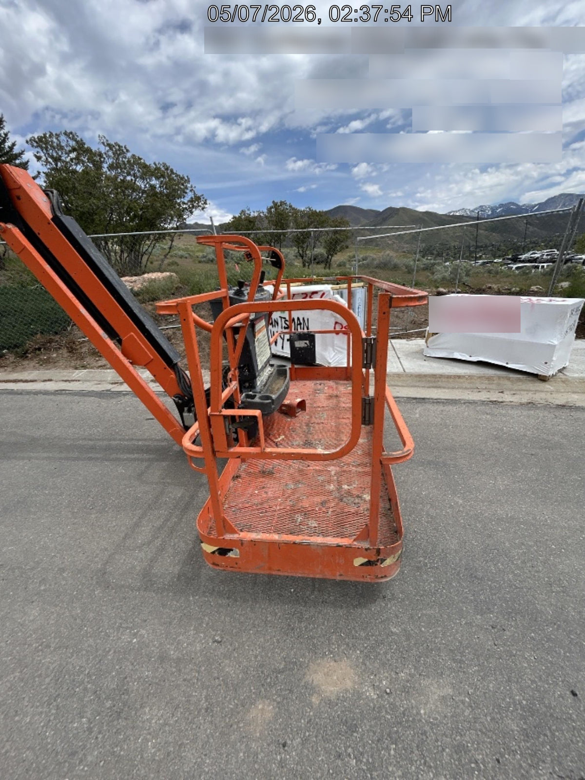 2022 JLG 860SJ
