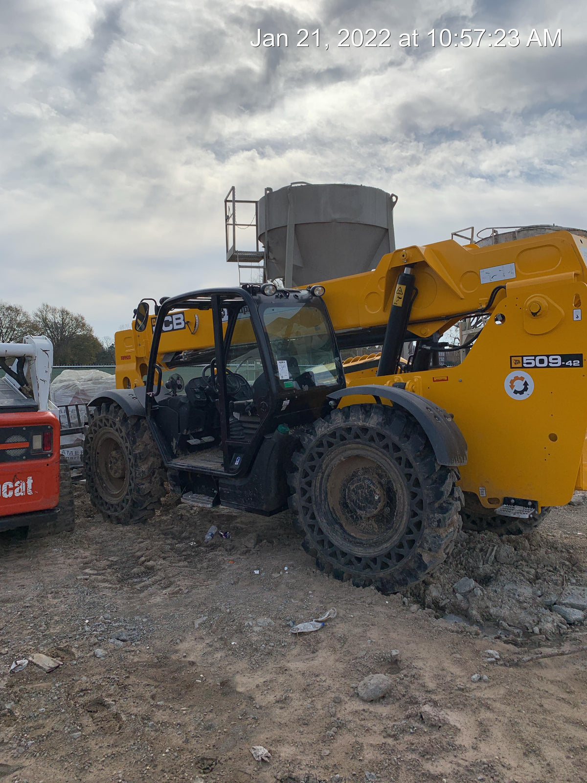 2022 JCB 509-42