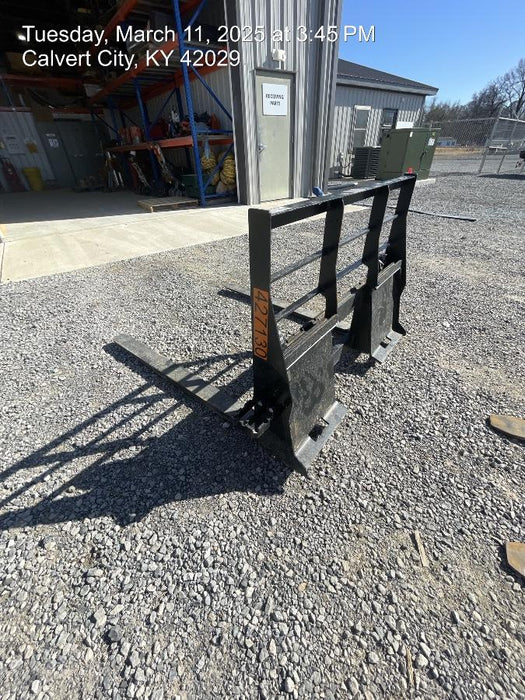 2024 ARROW MATERIAL HANDLING 48" Pallet Forks - Arrow