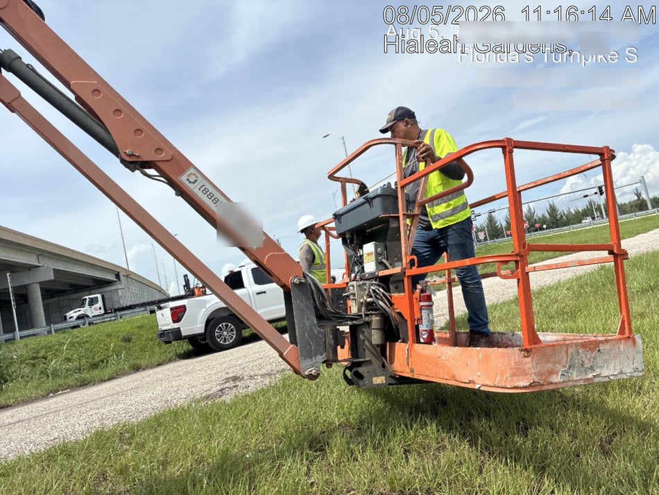 2019 JLG 1350SJP